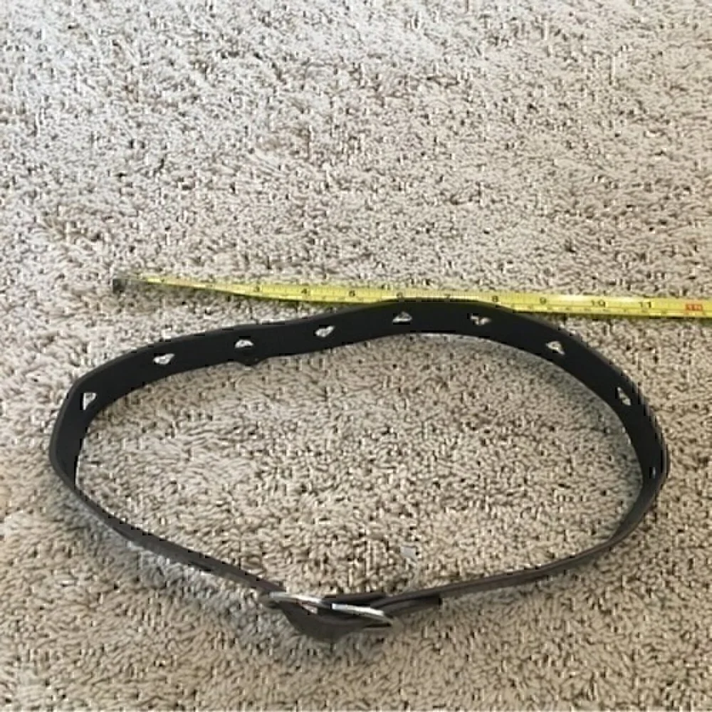 Girls size medium cutout heart belt